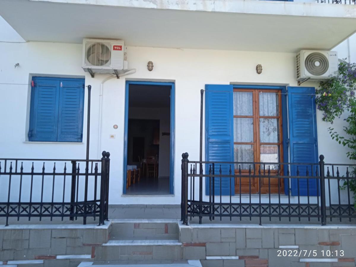 Syraina Apartments Skiathos by Eksteriør billede