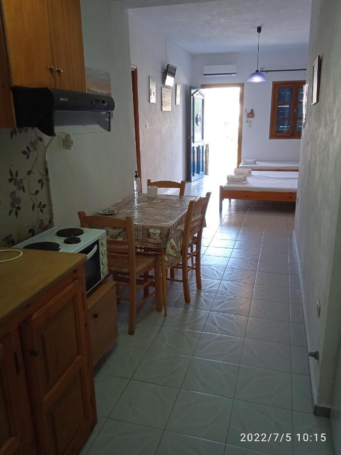 Syraina Apartments Skiathos by Eksteriør billede