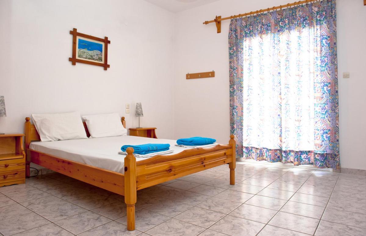 Syraina Apartments Skiathos by Eksteriør billede