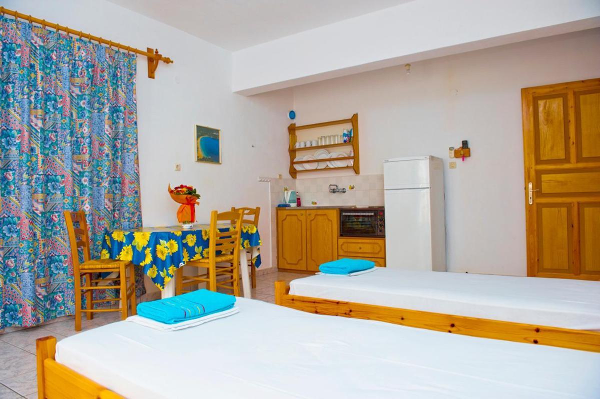 Syraina Apartments Skiathos by Eksteriør billede