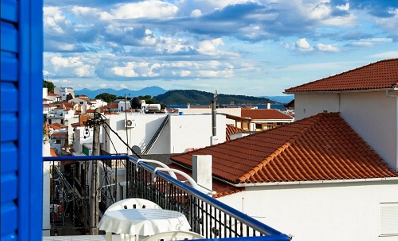 Syraina Apartments Skiathos by Eksteriør billede