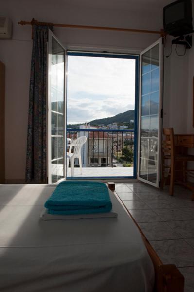 Syraina Apartments Skiathos by Eksteriør billede