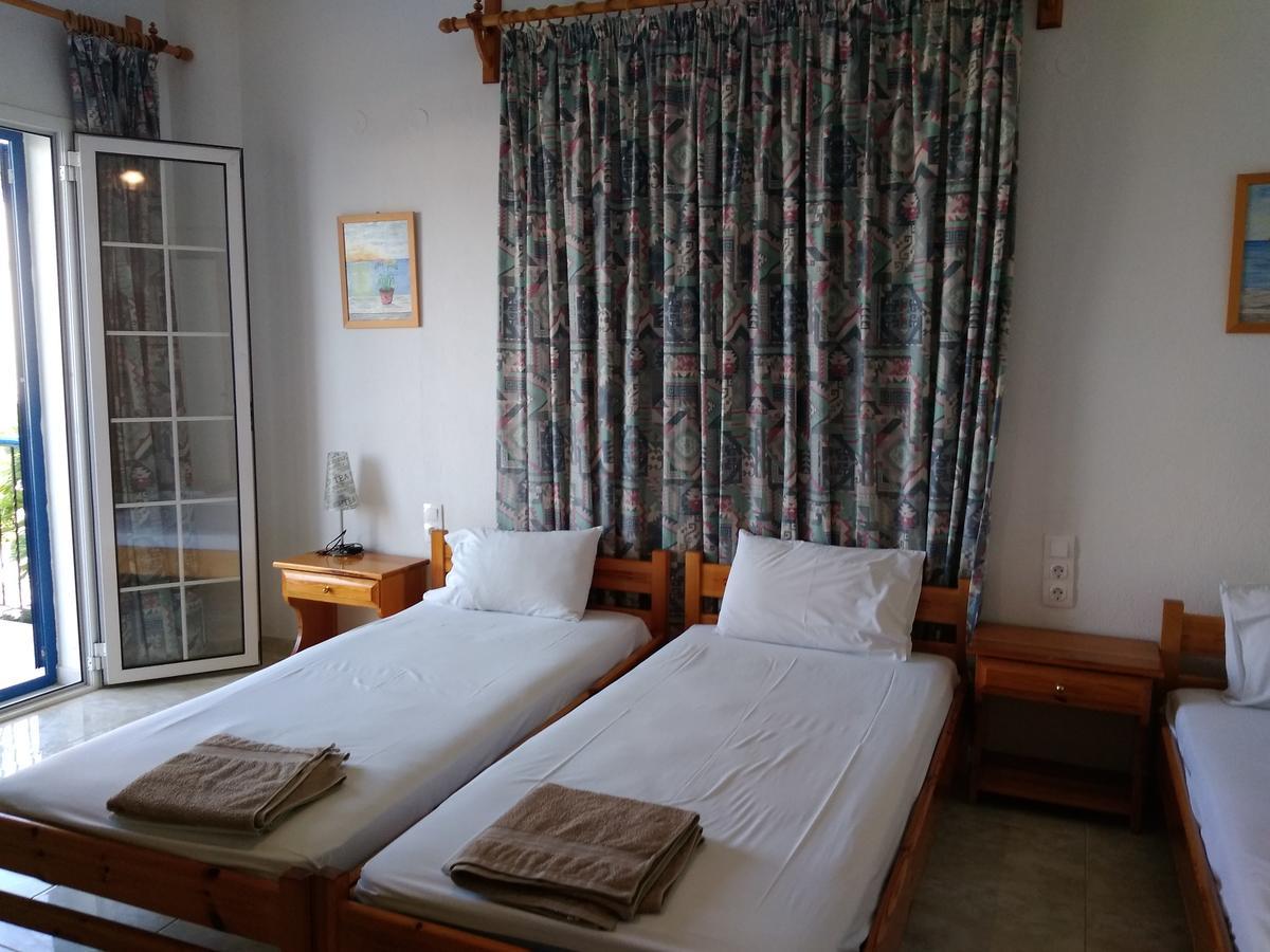 Syraina Apartments Skiathos by Eksteriør billede