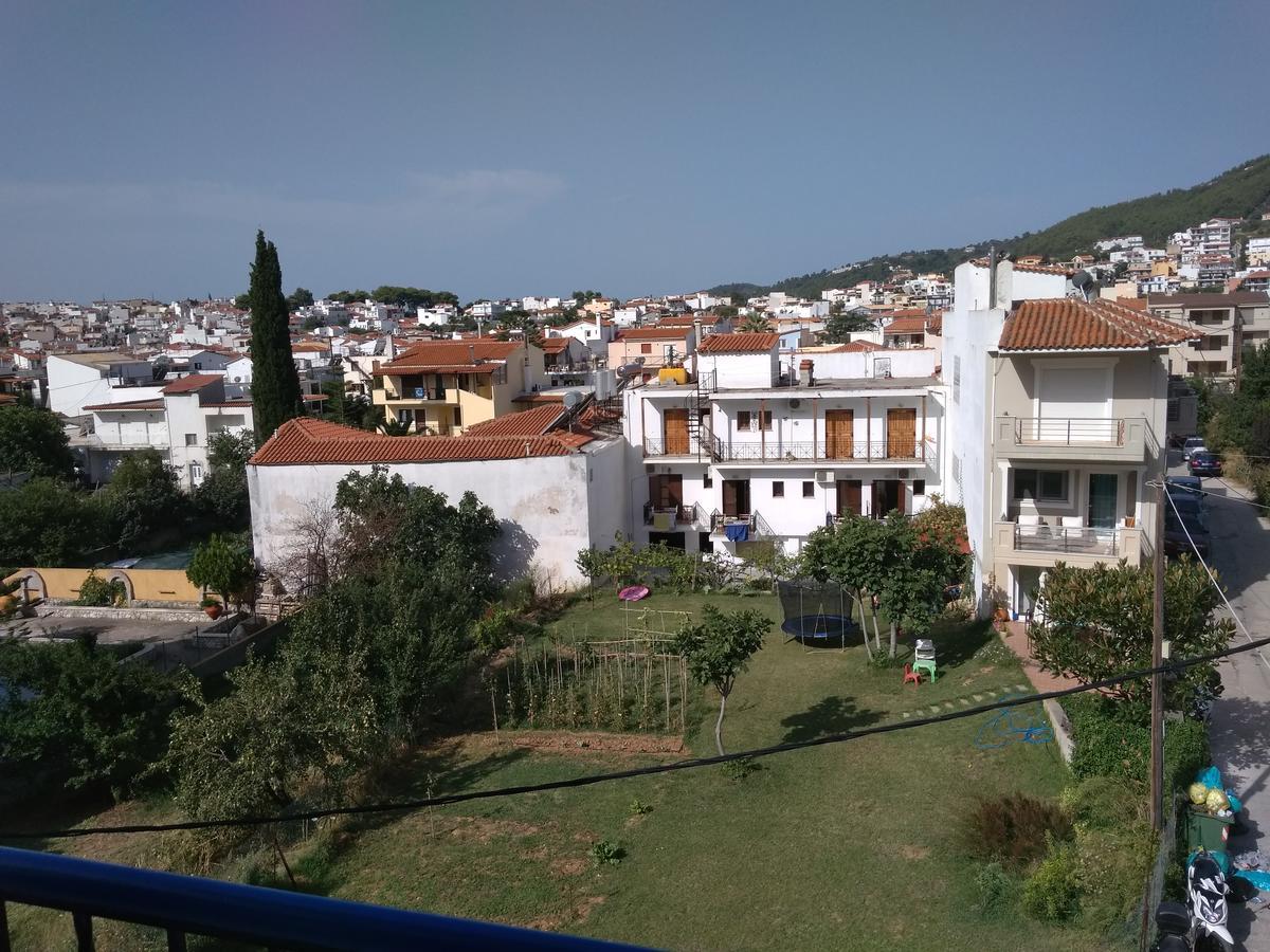 Syraina Apartments Skiathos by Eksteriør billede